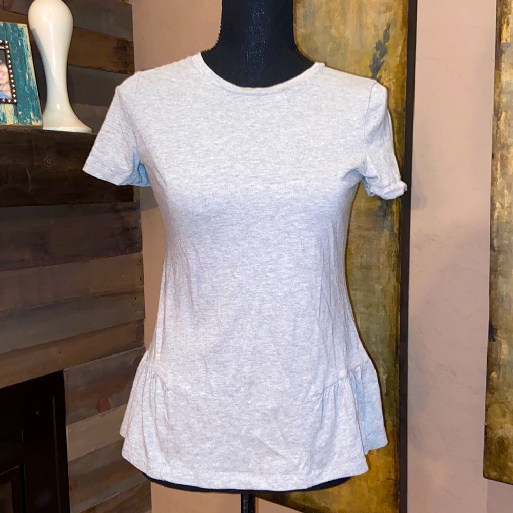 Banana republic cotton grey ruffle t-shirt
